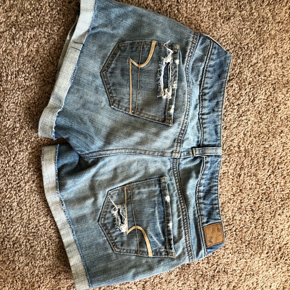 American Eagle light wash distressed shorts - Picture 1 of 4